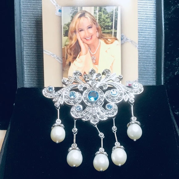 Dallas Prince Blue Topaz Pearl and Chrome Marcasite Brooch / Pendant - Picture 6 of 11